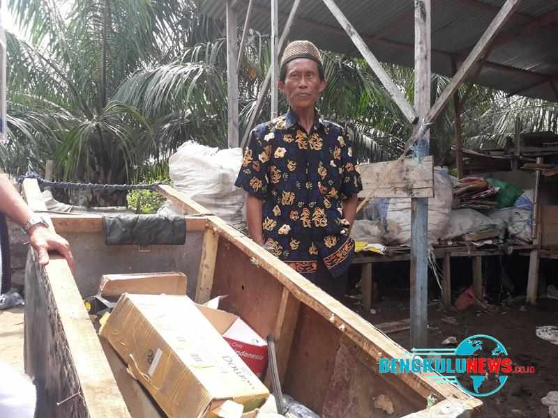 Warga Jalan Gedang Minta Mesin Pencacah Plastik