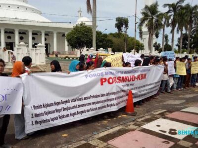 Gelar Aksi, Porsmud Tuntut Penegakan Hukum Tanpa Intervensi