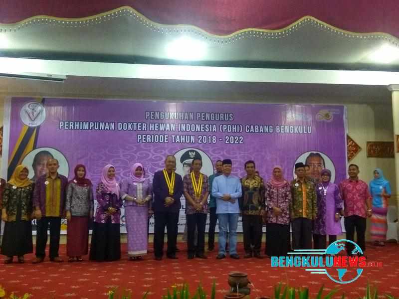 Perhimpunan Dokter Hewan Gelar Pengukuhan Pengurus Bengkulu News