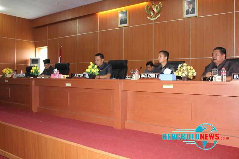 Dewan Perwakilan Rakyat Daerah Kabupaten Bengkulu Tengah menggelar masa sidang pertama tahun 2018