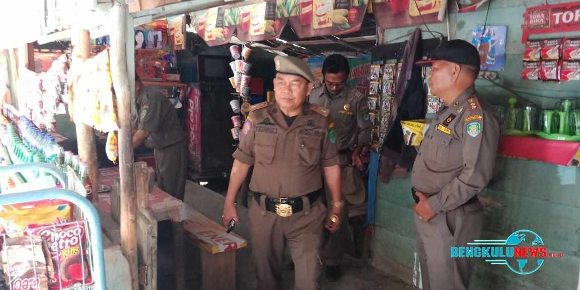 Satpol PP Benteng Razia Liku Sembilan