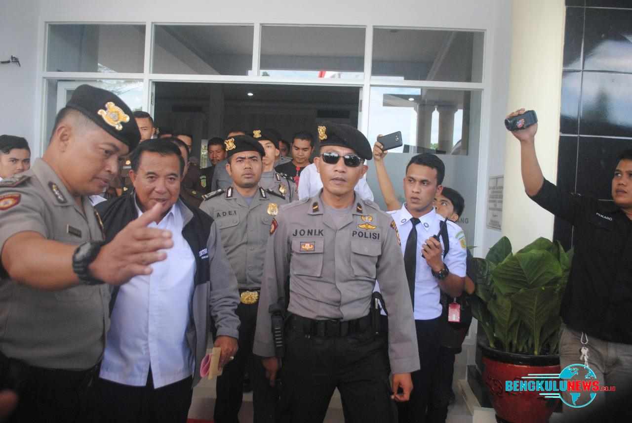 Bando Amin dan 2 Tsk TIC Ditahan Jaksa
