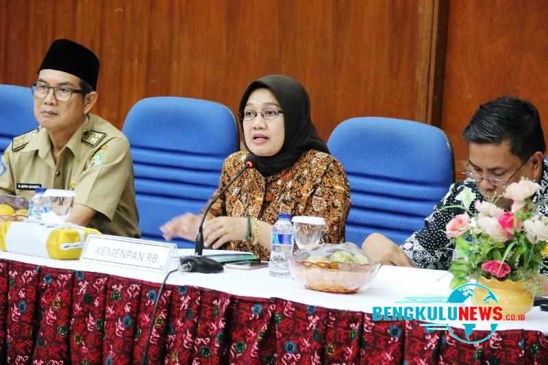 Perbaiki Layanan Publik, Model Kelembagaan Dievaluasi