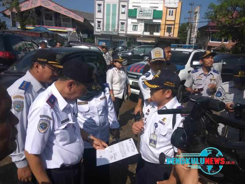 Memaksa Beroperasi, Izin Trayek Bus Tak Layak Jalan akan Dicabut