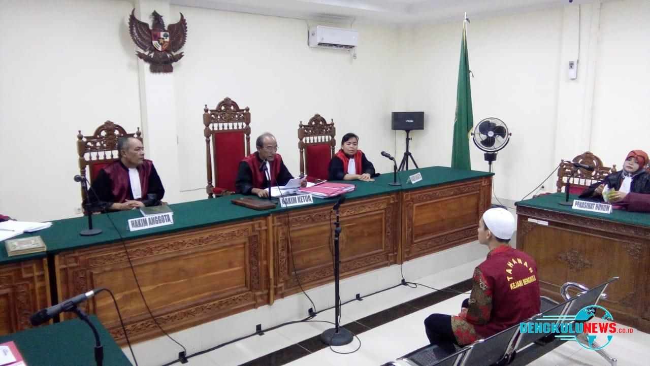 Pembunuh Siswi SMAN 4 Divonis 20 Tahun Penjara