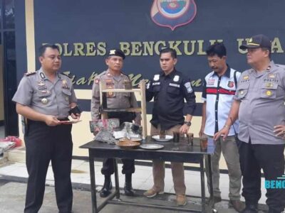 Diduga Puntung Rokok Masih Menyala, Alquran dalam Mushola Terbakar