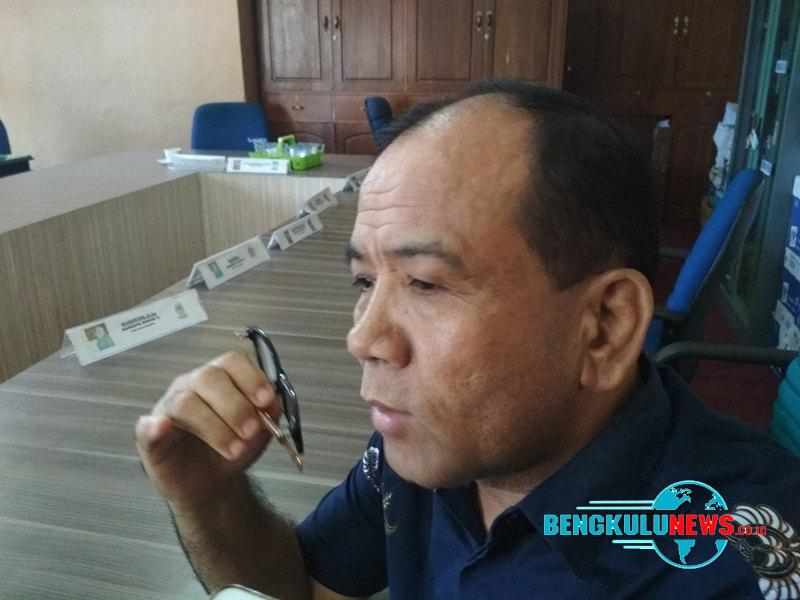 Gantikan Baidari, Saur Manalu Jabat Ketua Komisi II