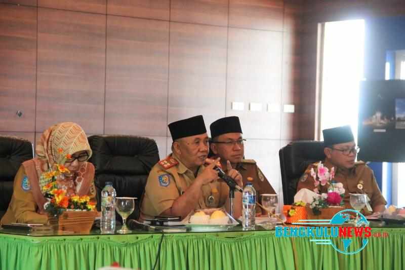 Dinas PU PR Provinsi Bengkulu bersama  PT. Cipta Wahana Konsultan menggelar Konsultasi Publik Master Plan Pengembangan Kawasan Wisata Pantai Panjang