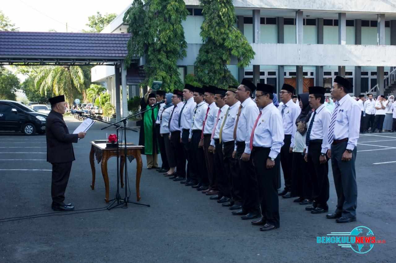 20 Pejabat Bengkulu Dilantik di Lapangan Usai Apel Pagi