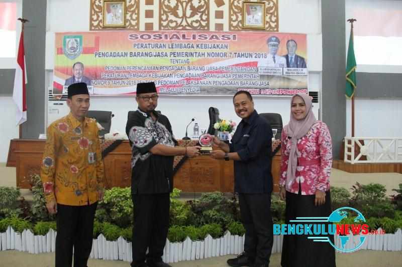 Pejabat Pengadaan Barang/ Jasa Diminta Terus Tingkatkan Kompetensi