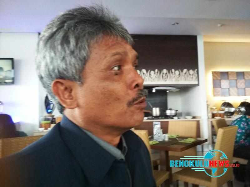 Pakar Hukum Administrasi Universitas Bengkulu (Unib), Jonny simamora