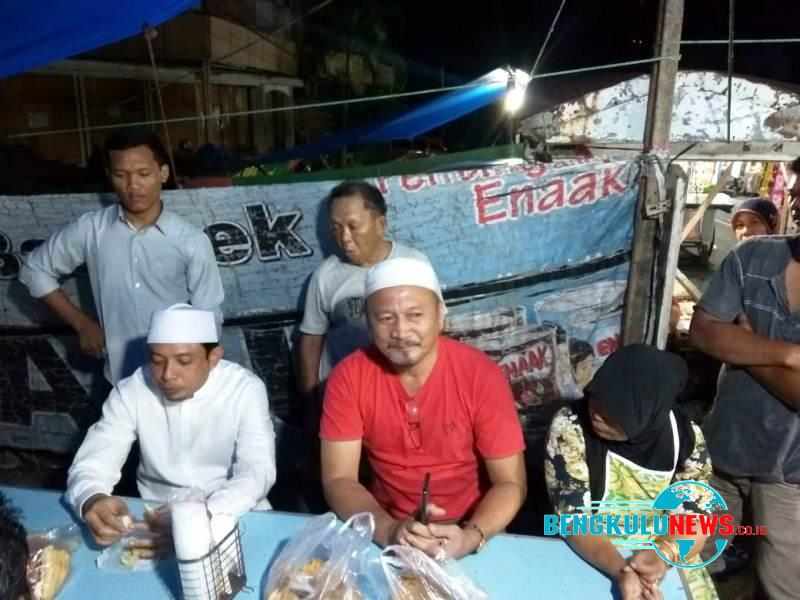 Wakil Wali Kota Bengkulu bersama Sekretaris Daerah Kota Bengkulu, Selasa (9/10) malam.