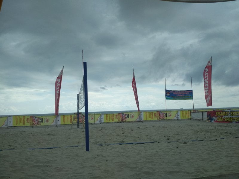 olahraga voli pantai