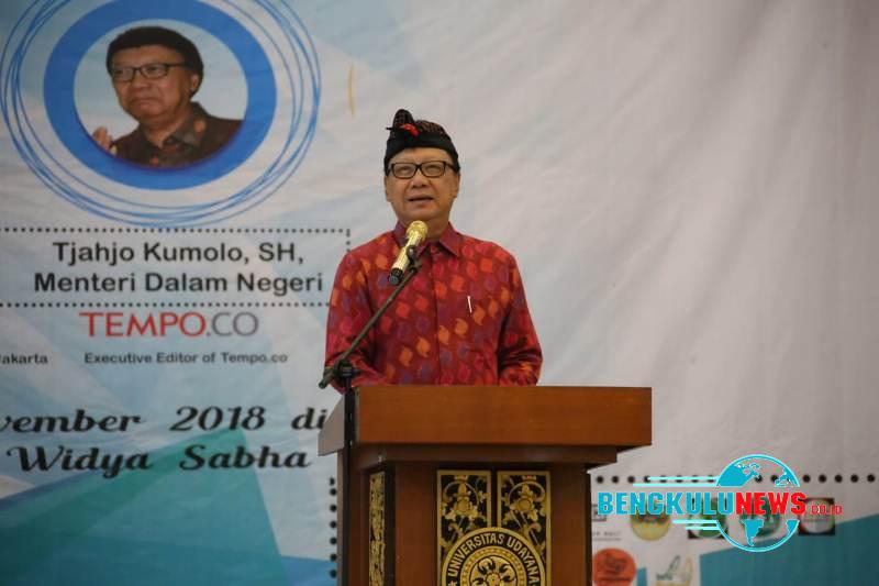 Mendagri, Sisihkan Waktu Panjatkan Doa untuk Para Pahlawan