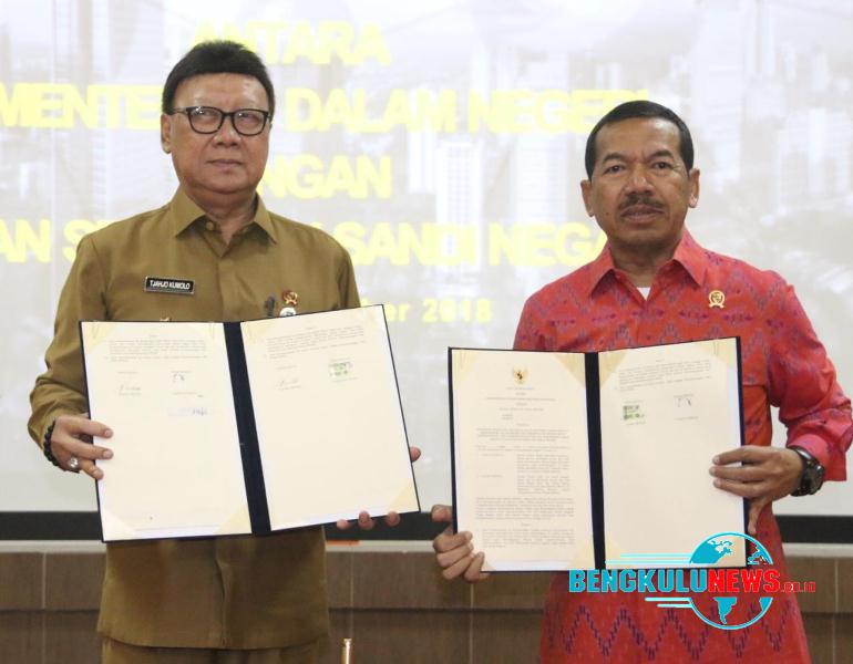 Penandatanganan  Nota Kesepahaman Antara Kemendagri dan BSSN



