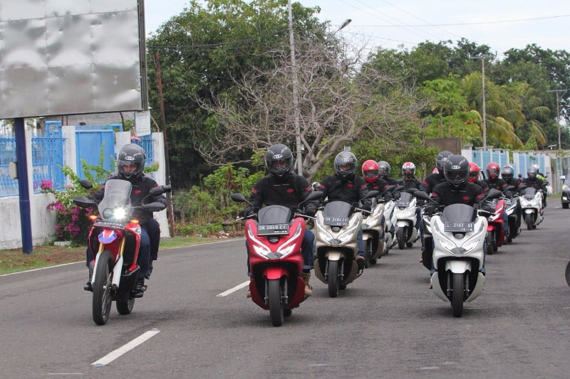 Honda PCX Jelajahi Destinasi Eksotis di 4 Pulau