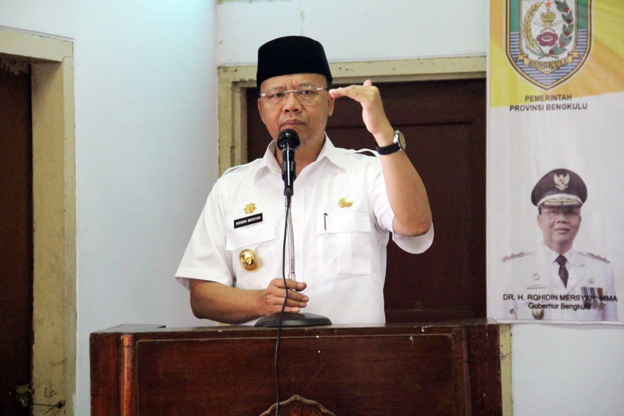 Gubernur Bengkulu Rohidin Mersyah saat membuka Musyawarah Daerah V Badan Koordinasi Kegiatan Kesejahteraan Sosial (BK3S) Provinsi Bengkulu