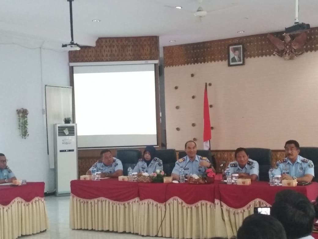 Ridwan Mukti dan Lily Maddari Pindah Lapas