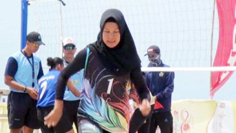 Semifinal Kejuaraan Voli Pantai Tingkat Pelajar se Sumatera
