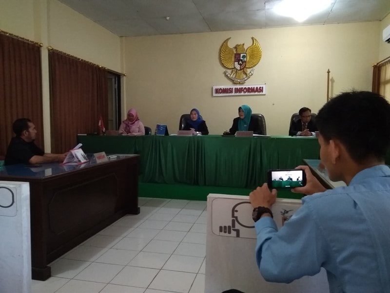 Tukang Jahit Gugat Kemenag Benteng dan PT. RAA