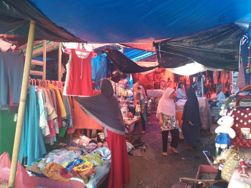 Pasca Kebakaran, Pedagang PTM Berjualan di Lahan Parkir