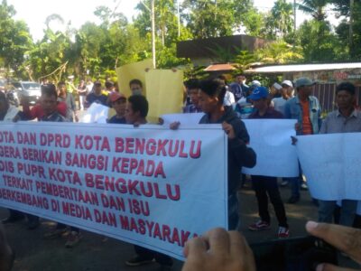 LSM Serawai Tuntut Pemkot Kota Tindak Tegas Kadis PUPR