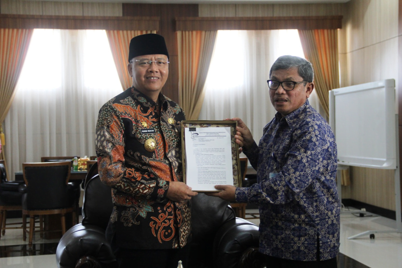 Terima Hasil Pengawasan BPKP 2018, Gubernur Targetkan WTP Maksimal