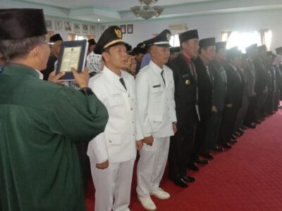 Bupati Mutasi Ratusan Pejabat Rejang Lebong