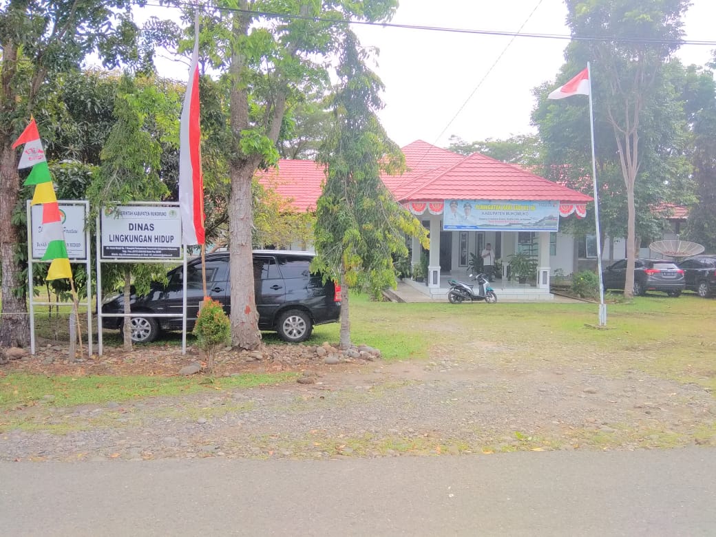 Buang Sampah Sembarangan, Warga Akan Dipenjara