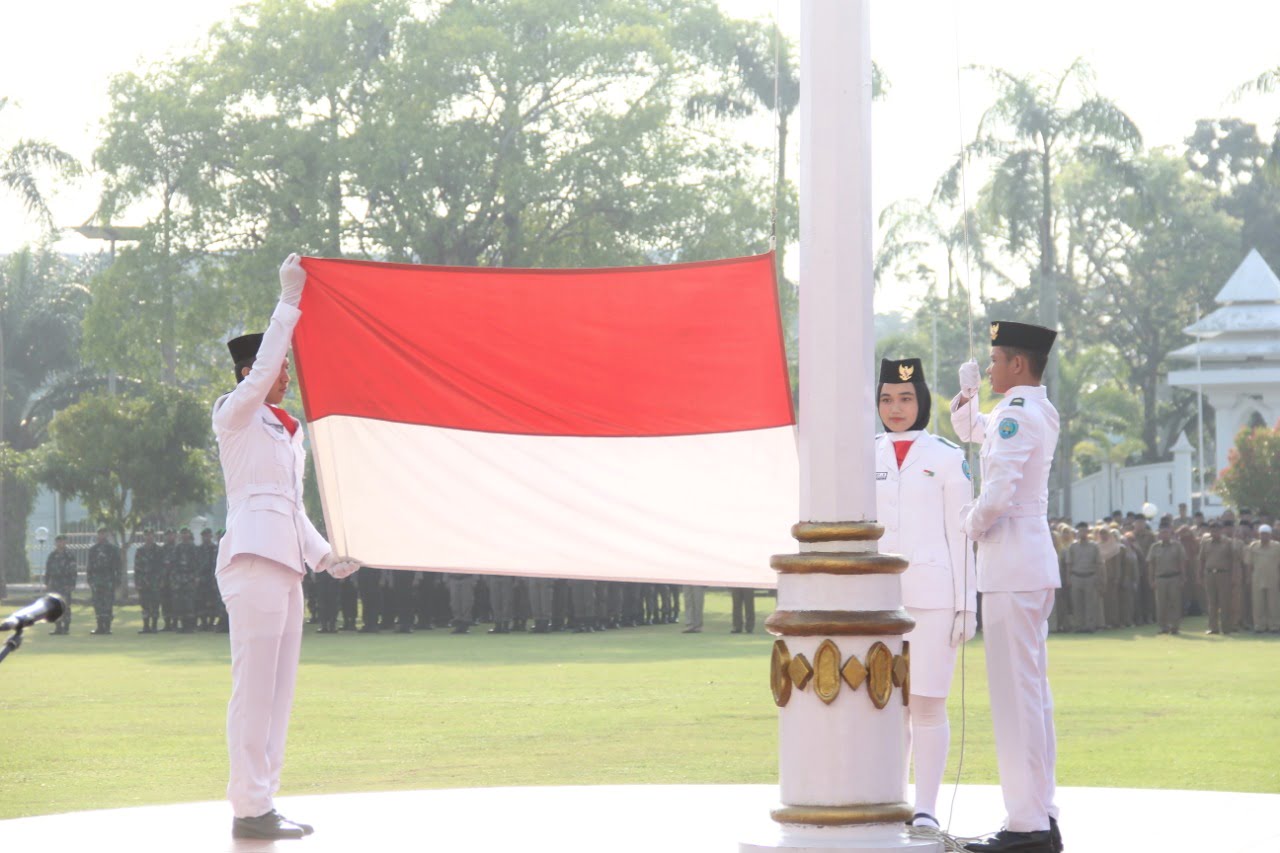 Semangat Gotong Royong Pemersatu Bangsa