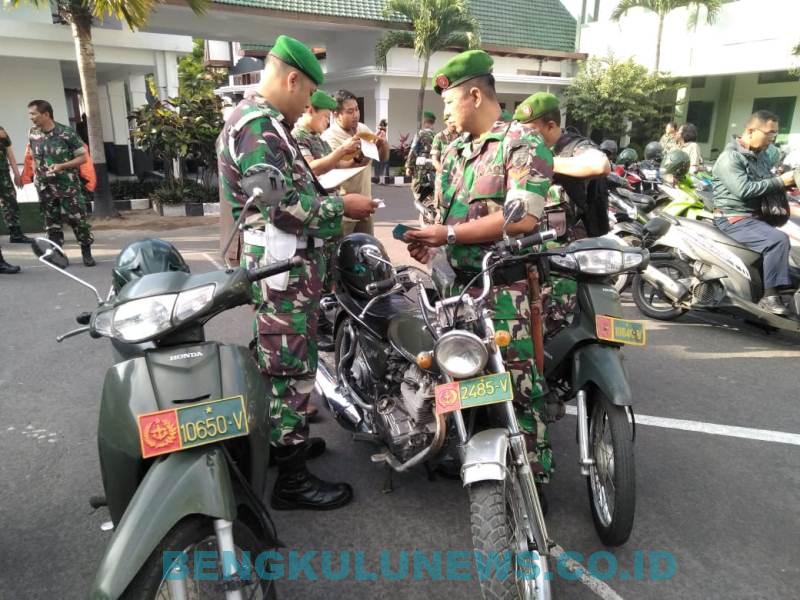 Kendaraan Prajurit Korem Baladhika Jaya Disidak