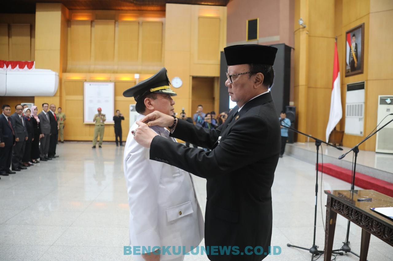 Boytenjuri Dilantik Sebagai Penjabat Gubernur Lampung