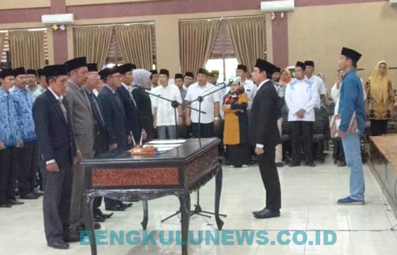 Satu Hari Sebelum Cuti Lebaran, Pemkot Bengkulu Mutasi Eselon III dan IV
