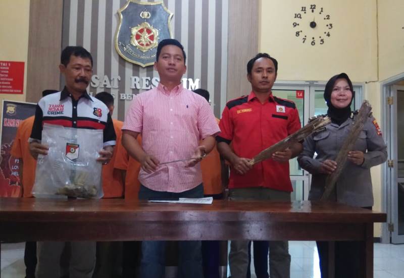 Polisi Berhasil Meringkus 5 Pelaku Pembunuhan di Bukit Muspan