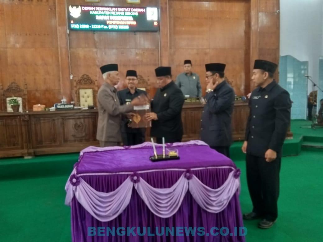 Belasan Dewan Tidak Hadiri Pengesahan Anggaran
