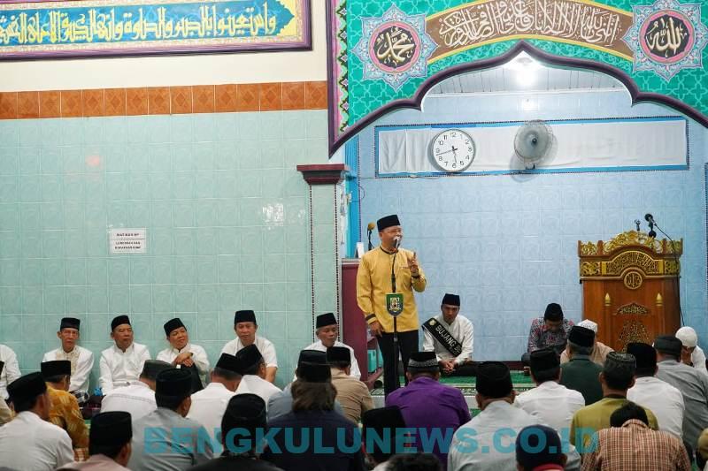Safari Subuh, Gubernur Rohidin Imbau Kebersihan dan Kenyamanan Tempat Ibadah