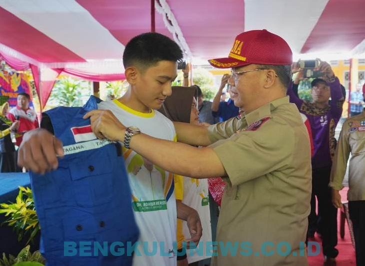 Gubernur Rohidin Kukuhkan Sahabat Tagana Bengkulu Selatan