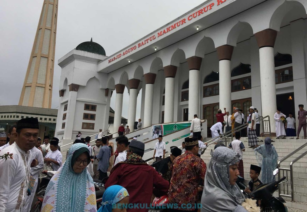 Melaksanakan Ibadah Haji Cukup Sekali