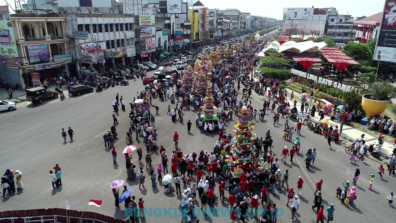 Makin Meriah, Ini Catatan Gubernur Rohidin Soal Festival Tabut 2019
