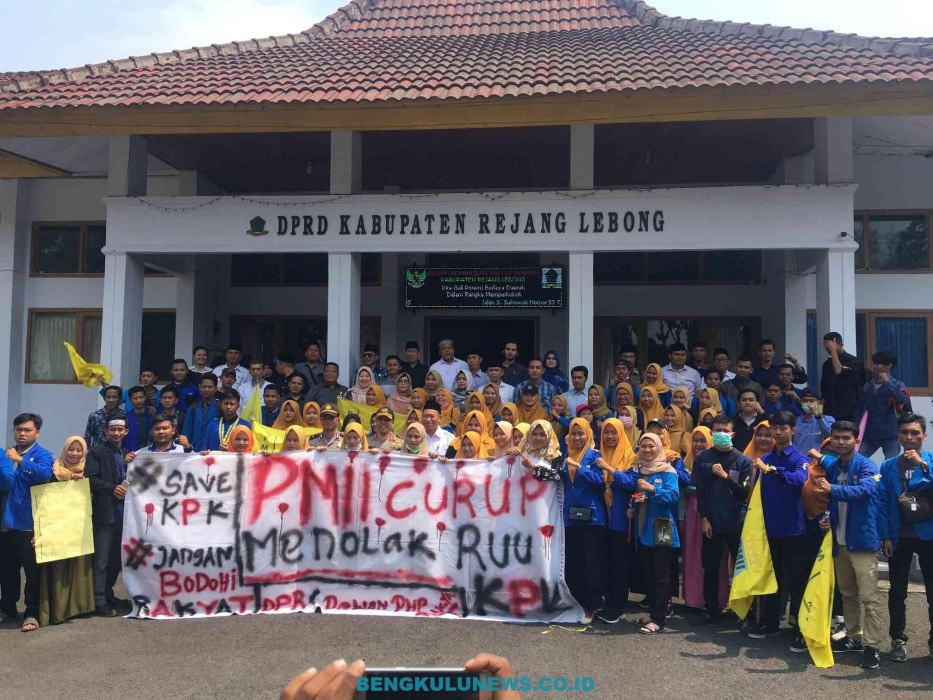 PMII Curup Tolak Pelemahan KPK