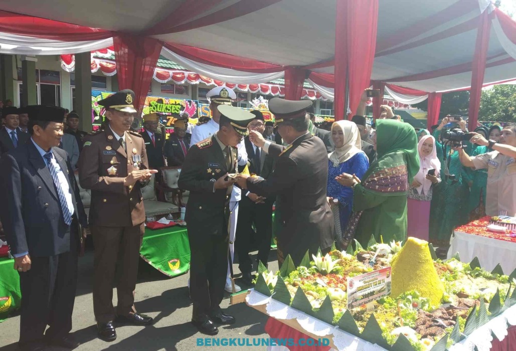 HUT TNI ke-74, Momentum Perkuat Soladiritas dan Profesionalisme