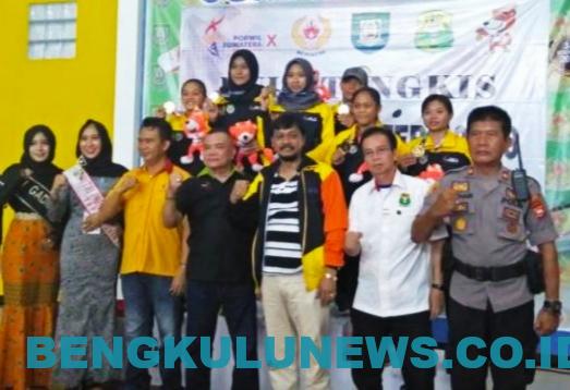 Bengkulu Bertambah 1 Emas dari Tim Beregu Bulu Tangkis
