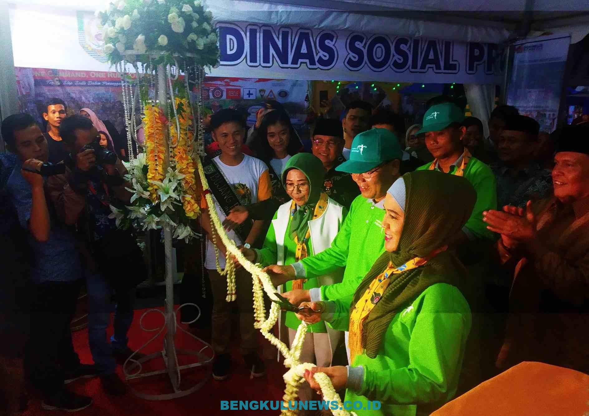 Festival Pesisir Pantai Panjang Resmi Dibuka