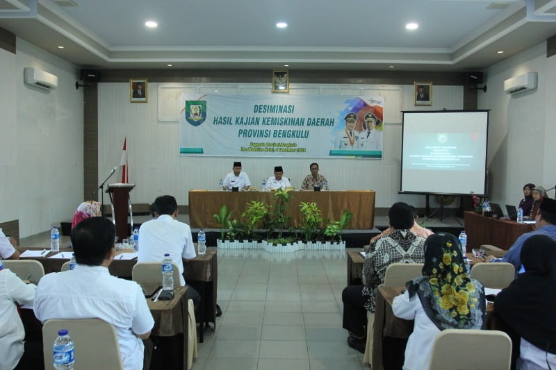 Diseminasi hasil kajian kemiskinan daerah di Hotel Madeline, Rabu (4/12/19)