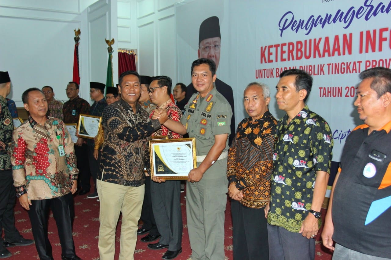 13 OPD Pemprov Terima Hasil Evaluasi Kepatuhan Keterbukaan Informasi 2019