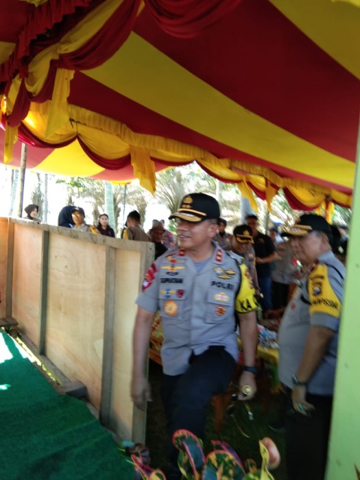Tinjau Pos Pam di Kaur, Kapolda Bengkulu : Berikan Layanan Terbaik