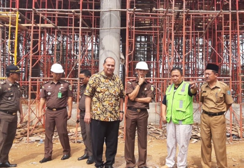 Merasa Dirugikan, Kontraktor Alun-alun Masjid At-Taqwa Lapor ke Kejagung
