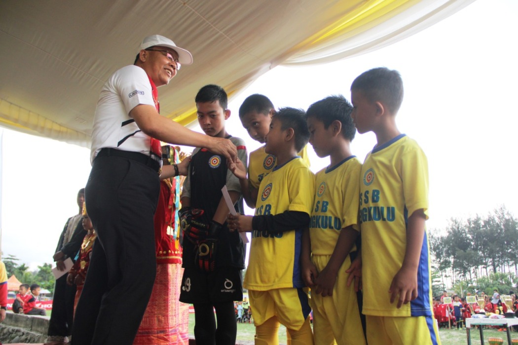 Gubernur Bengkulu Berharap Muncul Bibit Unggul Pemain Sepakbola