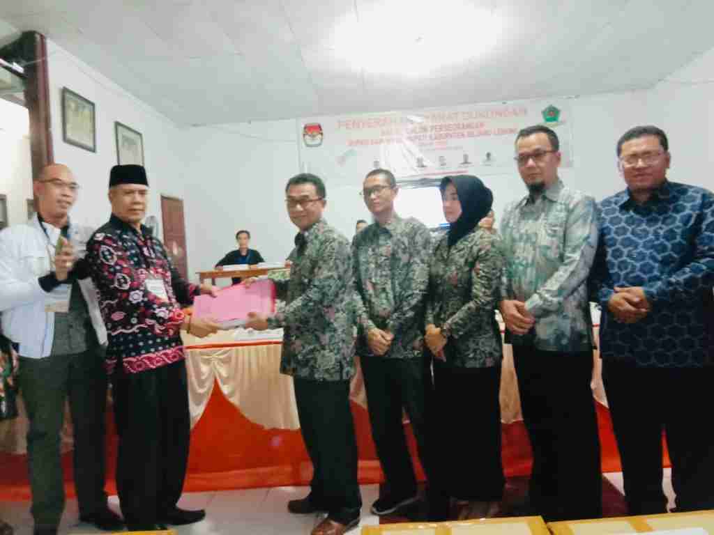 Samsul-Hendra Serahkan Puluhan Ribu Dukungan KTP ke KPU