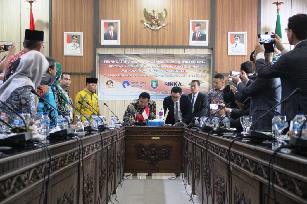 Dua Perusahaan Teken MoU Percepat Pembangunan Rel Kereta Api Bengkulu
